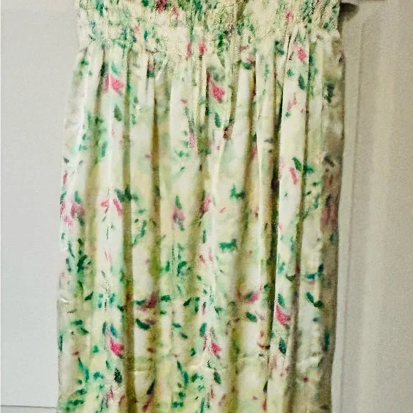 ASTR The Label Floral Satin Dress | NWT | Size M | Brand New - Picture 7 of 8